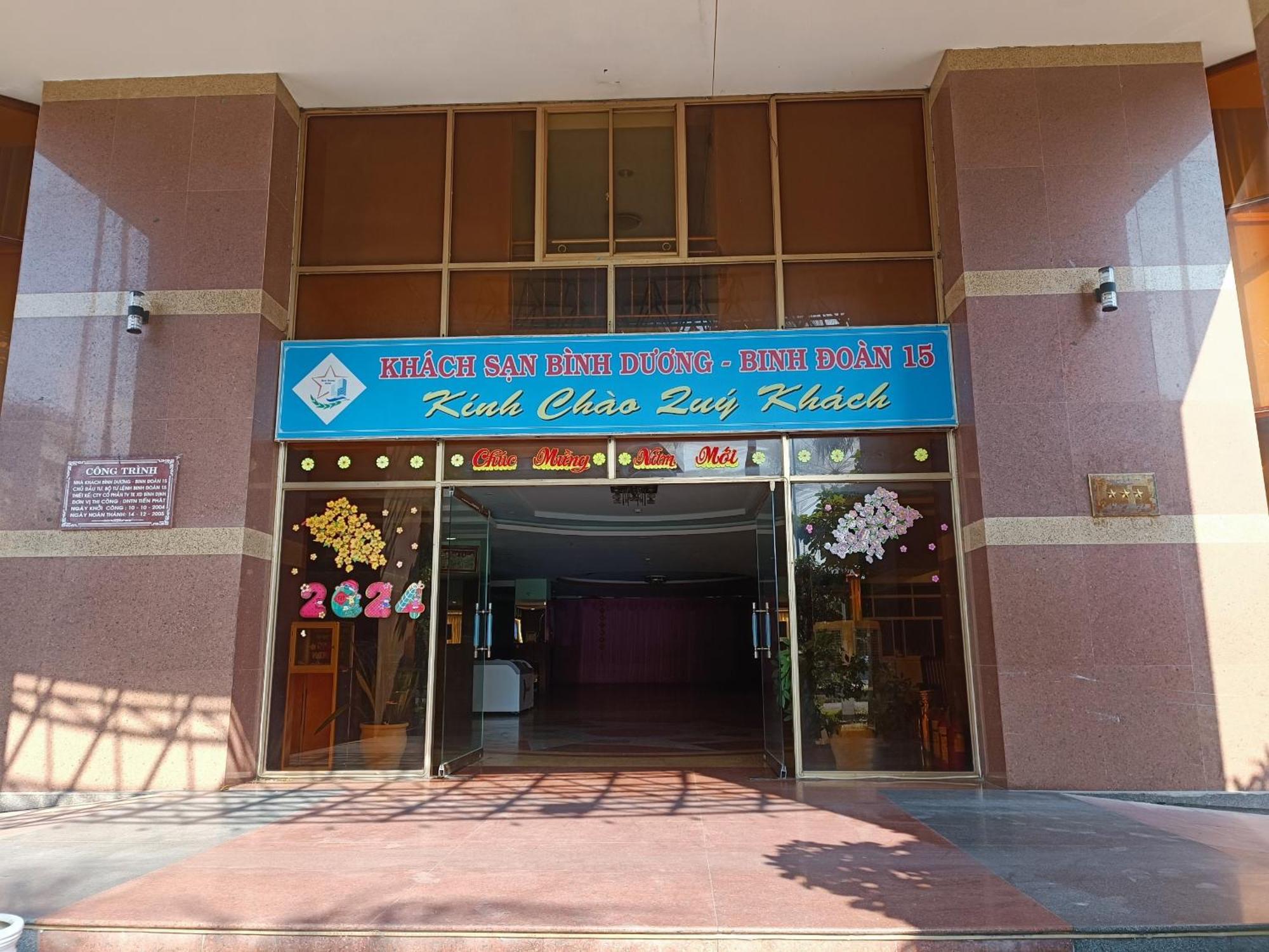 Khach San Binh Duong Hotell Quy Nhon Exteriör bild